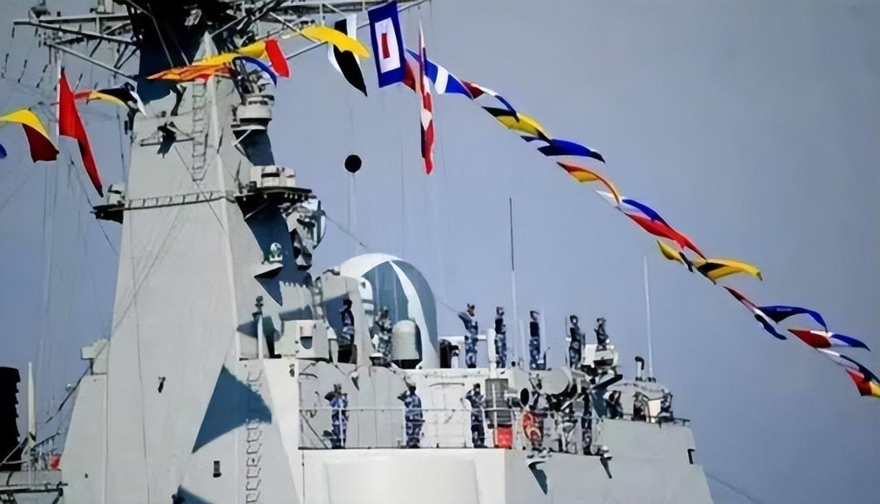 聚焦南海，解放軍在2022年南海軍演區(qū)域的戰(zhàn)略行動(dòng)解析，南海戰(zhàn)略行動(dòng)解析，解放軍在2022年南海軍演中的深度聚焦