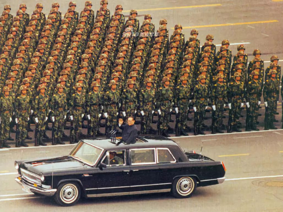 回顧歷史，致敬輝煌，1999年五十周年大閱兵盛況回顧，回顧輝煌歷史，1999年五十周年大閱兵盛況致敬與回顧