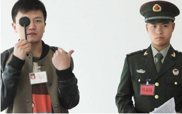 當(dāng)兵的要求和條件，視力與身高的雙重考驗(yàn)，當(dāng)兵的視力和身高要求，報(bào)名指南與條件解析