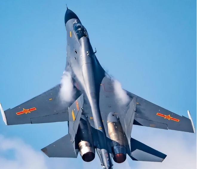 殲11型號(hào)大全，深度解析中國(guó)空軍的主力戰(zhàn)機(jī)，深度解析，中國(guó)空軍主力戰(zhàn)機(jī)殲11型號(hào)大全