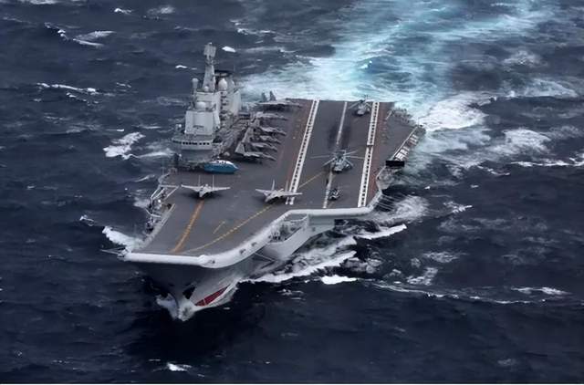 我國(guó)的航空母艦，力量與榮耀的象征，中國(guó)航空母艦，力量與榮耀的海洋守護(hù)者