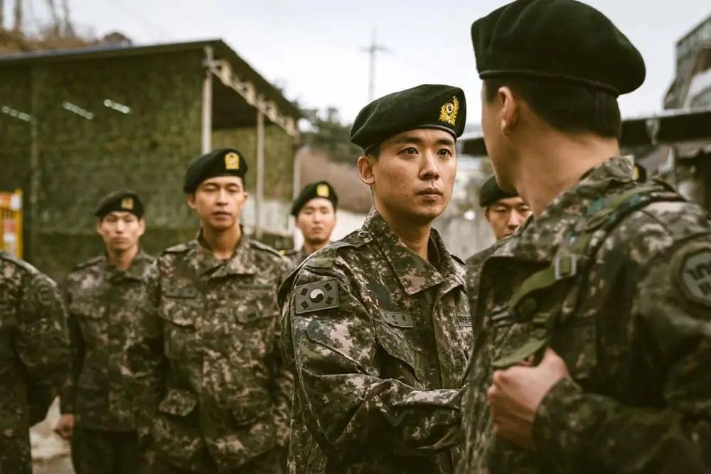 韓國(guó)服兵役年齡限制及最晚入伍年齡解析，韓國(guó)兵役制度詳解，服兵役年齡限制與最晚入伍年齡解析