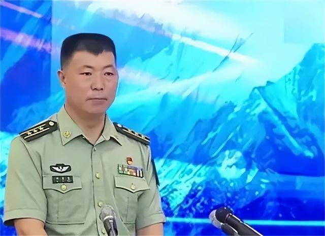 祁發(fā)寶晉升大校，榮譽(yù)背后的辛勤付出與卓越成就，祁發(fā)寶晉升大校，榮譽(yù)見證辛勤付出與卓越成就