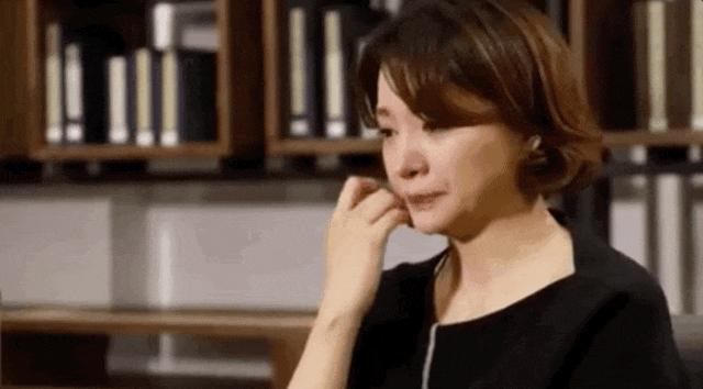 董卿的個(gè)人資料詳細(xì)簡(jiǎn)介，董卿個(gè)人資料詳細(xì)簡(jiǎn)介，探尋其生平與成就
