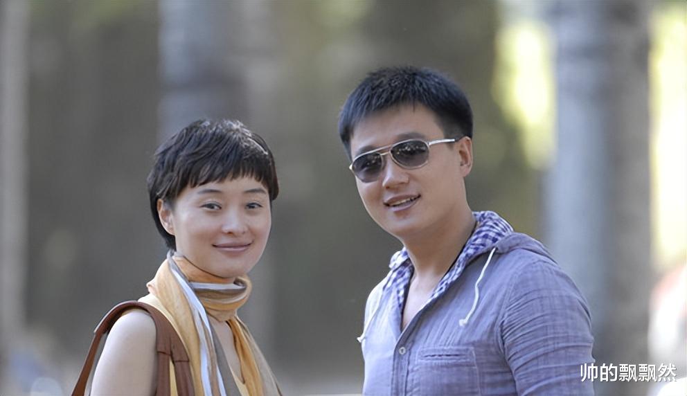 揭秘男演員吳越背后的神秘女人，老婆照片一覽，男演員吳越背后的神秘女人曝光，妻子照片首度揭秘