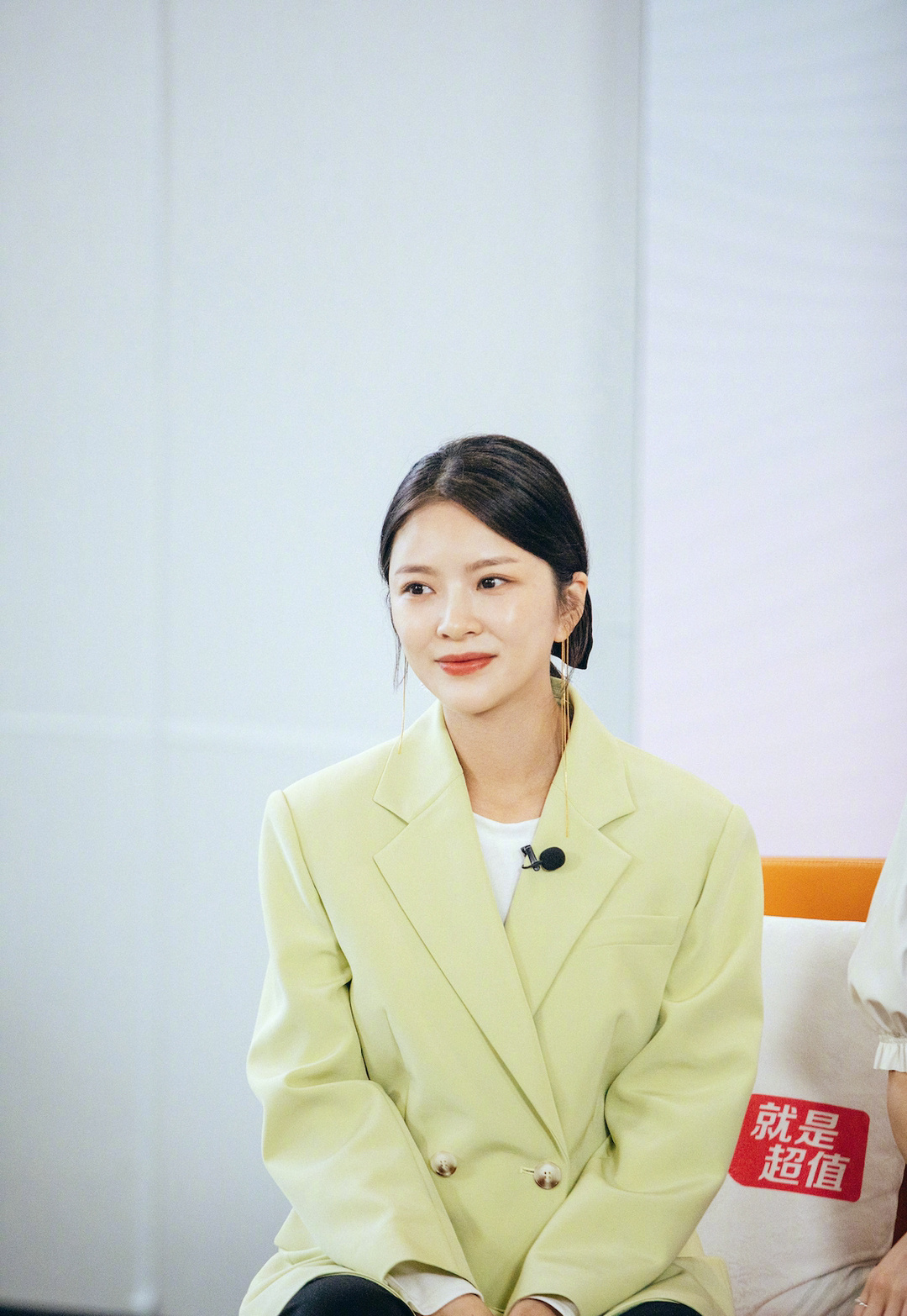 王燦資料，揭開神秘面紗，探尋個(gè)人魅力的源頭，揭秘王燦資料，探尋其個(gè)人魅力的源頭與神秘面紗