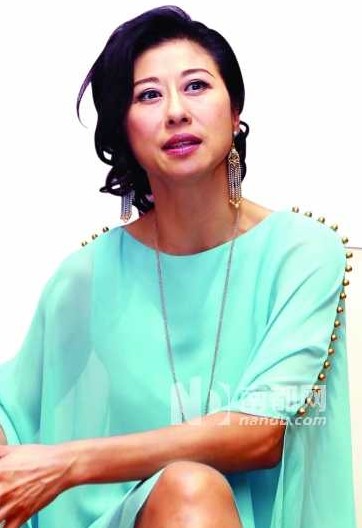葉倩文個(gè)人資料簡(jiǎn)介及年齡，葉倩文個(gè)人資料簡(jiǎn)介，年齡揭秘