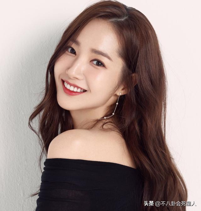 韓國(guó)目前最紅女藝人是誰(shuí)——深度解析熱門韓國(guó)女星，韓國(guó)最紅女藝人深度解析，揭秘?zé)衢T女星魅力之源