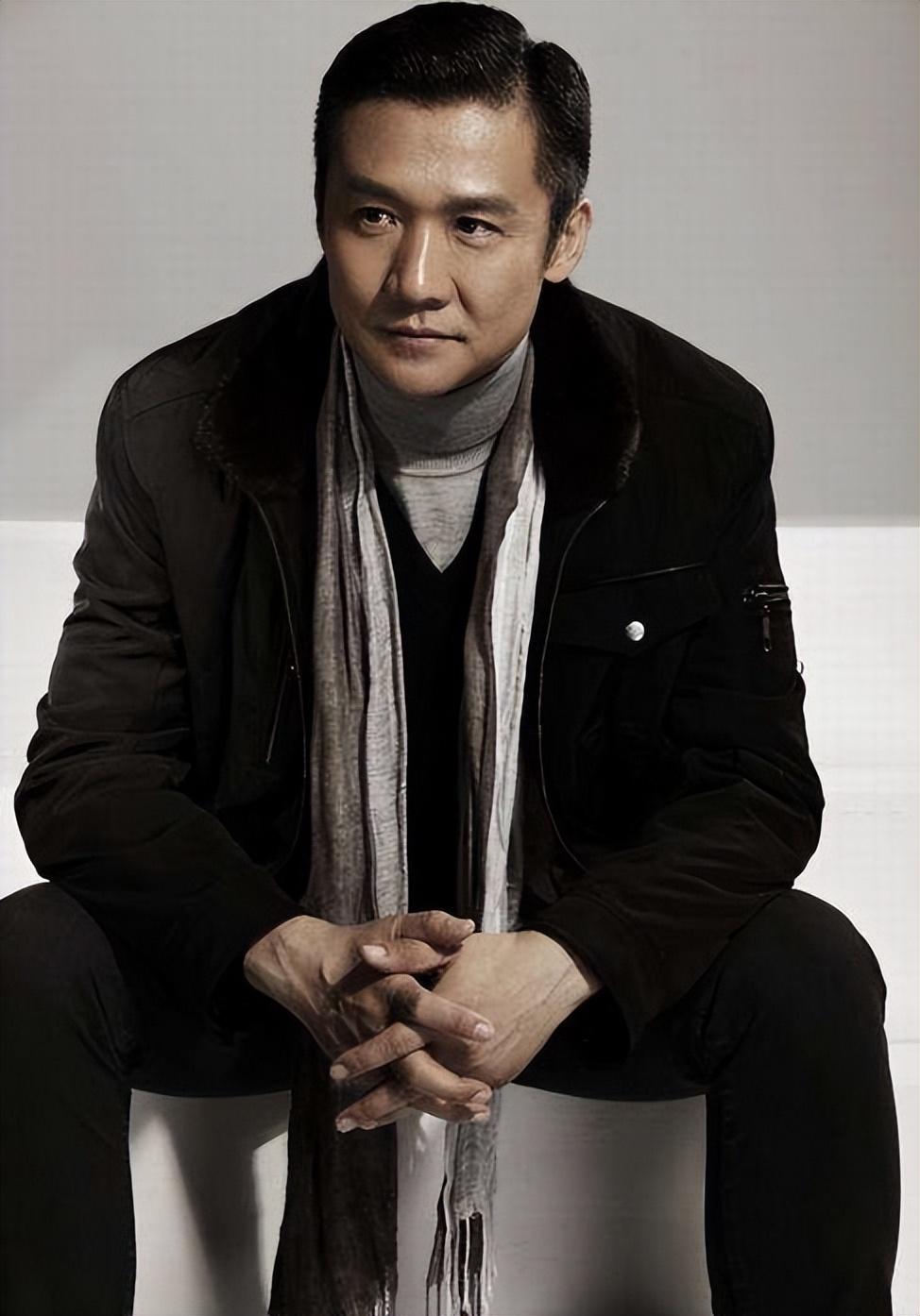 黃志忠演員，演藝之路與魅力展現(xiàn)，黃志忠，演藝之路的璀璨之星與魅力展現(xiàn)