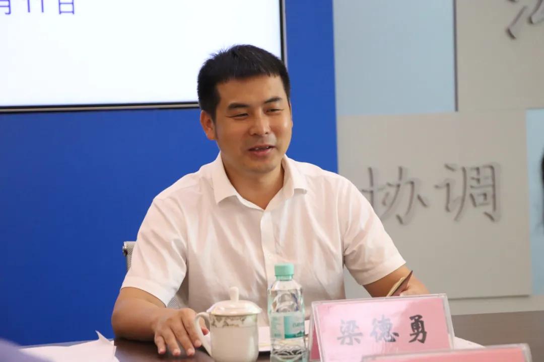 演員陳瑤個人資料，深度探索明星之路，陳瑤，明星之路的深度探索