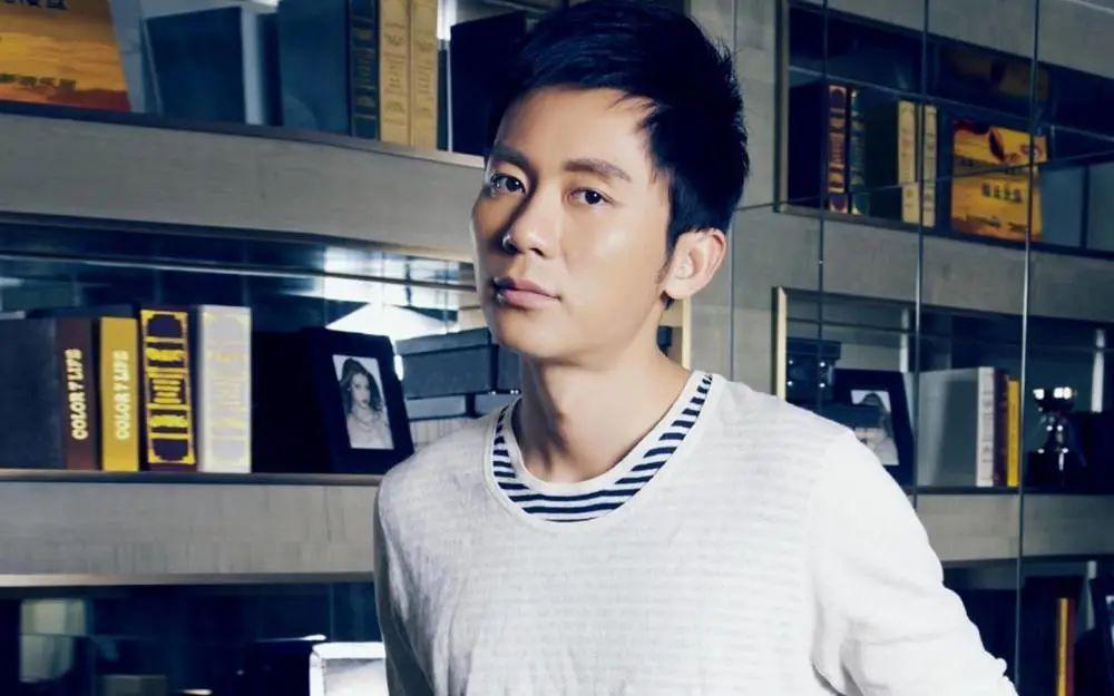 杜淳前女友，揭秘過往情感歷程與事業(yè)發(fā)展新篇章，杜淳前女友揭秘，情感歷程與事業(yè)新篇章發(fā)展