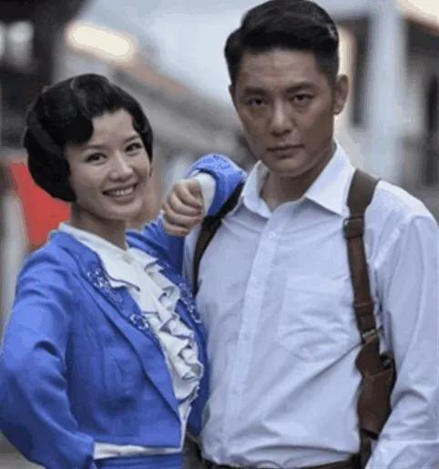傅程鵬第一任妻子是誰，深度解析背后的故事，傅程鵬第一任妻子揭秘，深度探究背后的故事