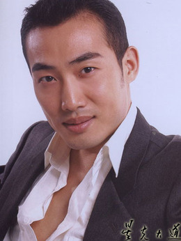 演員胡亞捷個人簡歷——演藝之路與人生風采，胡亞捷的演藝之路與人生風采展示