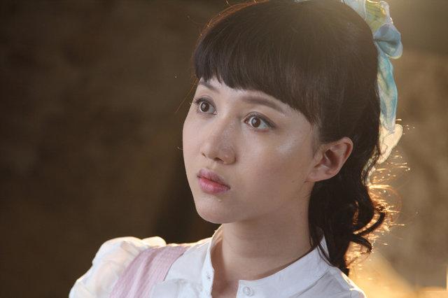 演員韓雯雯個(gè)人簡(jiǎn)歷——揭秘她的成長(zhǎng)之路與演藝生涯，韓雯雯個(gè)人簡(jiǎn)歷，成長(zhǎng)之路與演藝生涯揭秘