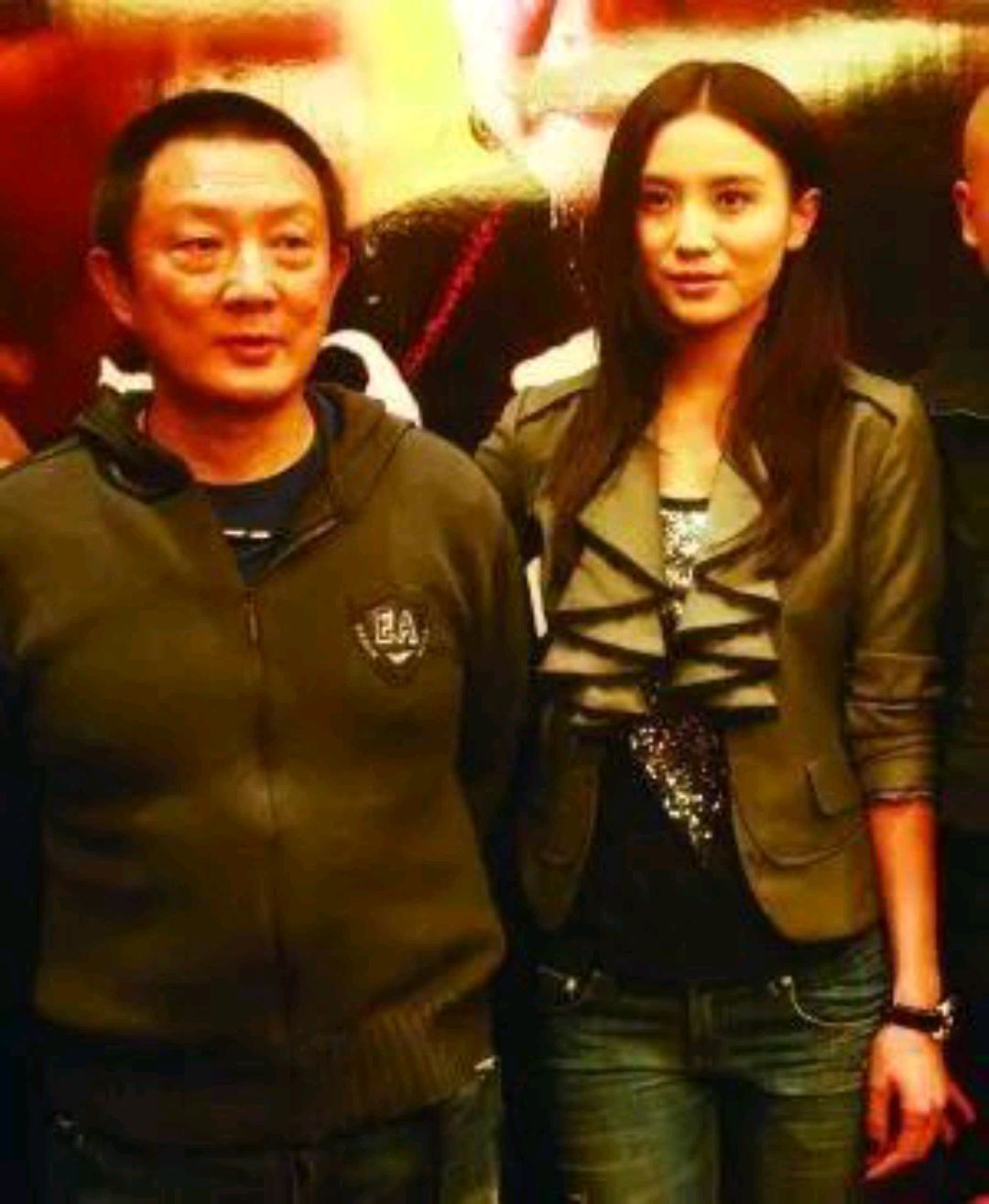 小宋佳的兩任老公分別是誰——深度探究，小宋佳的兩任老公身份揭秘，深度探究之旅