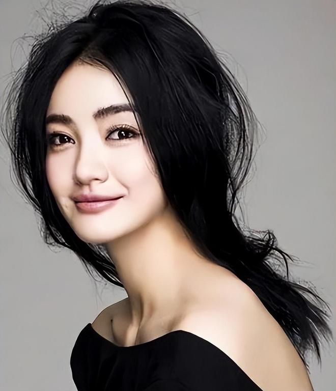 女演員朱杰個人資料，深度解析她的生平、事業(yè)與成就，朱杰，生平、事業(yè)與成就的深度解析