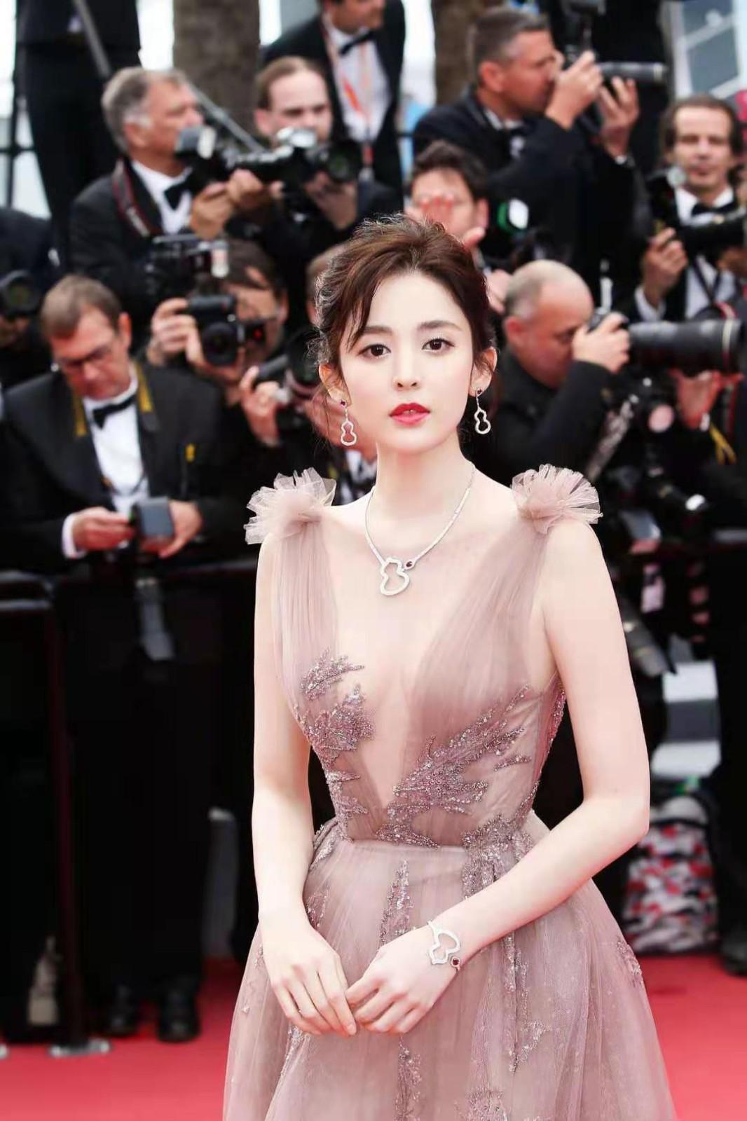 古力娜扎
