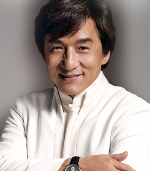 成龍簡歷資料——一位傳奇影星的生涯，成龍，傳奇影星的輝煌生涯簡歷資料