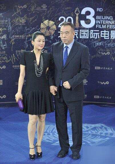 陳凱歌有幾任妻子，深度解析背后的故事，陳凱歌的婚姻歷程，幾任妻子背后的深度故事
