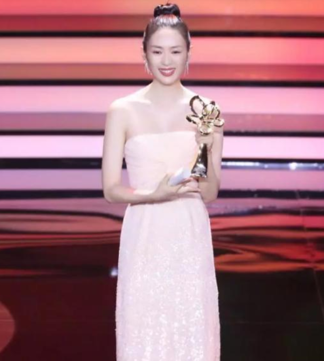 童瑤是否已有孩子？關(guān)于這一話題的探討與解析，童瑤是否已有孩子？揭秘話題真相與解析