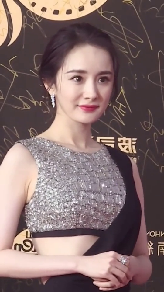楊冪，聲音之美，魅力無(wú)限，楊冪，聲音之美，魅力綻放