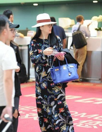 李湘?zhèn)€人資料三圍揭秘，才華橫溢的娛樂圈之星，李湘?zhèn)€人資料曝光，娛樂圈才華橫溢的明星三圍揭秘