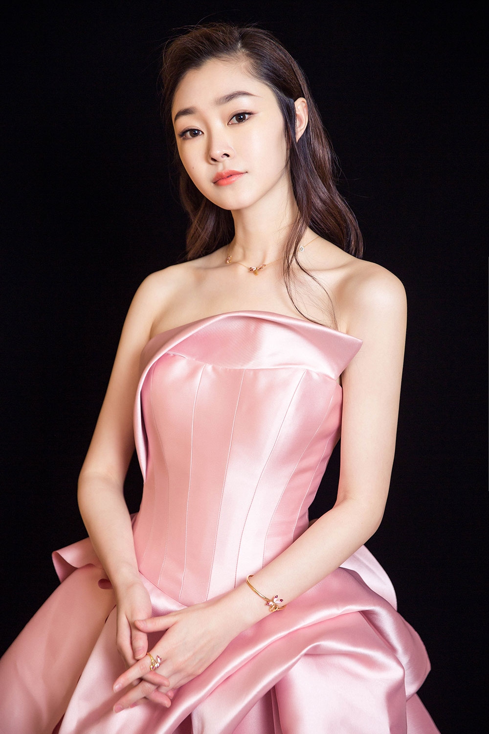 宋軼演員，星光璀璨，演藝之路閃耀前行，宋軼，星光璀璨，演藝之路閃耀前行