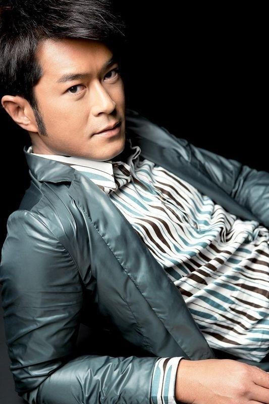 中國男明星前一百名排行榜，星光璀璨，誰領(lǐng)風騷？，中國男明星百大排行榜，星光熠熠，誰獨領(lǐng)風騷？