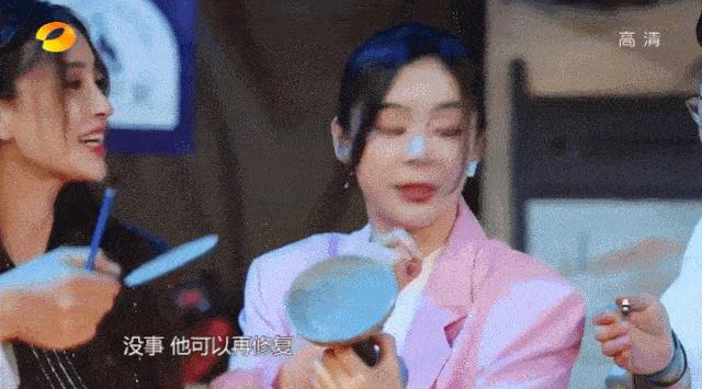 娛樂圈風(fēng)云，被喊滾出娛樂圈的六大女星，娛樂圈風(fēng)云揭秘，六位女星遭喊滾出娛樂圈的真相