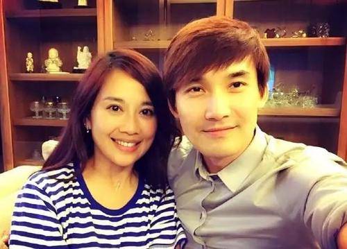 張鐸的第一任妻子，揭秘過往，探尋真實故事，張鐸第一任妻子的神秘過往，探尋真實故事揭秘內(nèi)幕