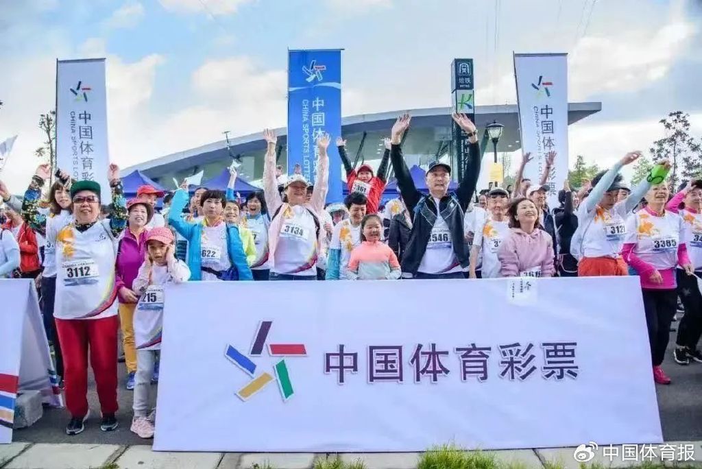 新澳門一碼一肖一特一中鳳凰體育彩票，探索彩票的魅力與策略，探索彩票魅力與策略，新澳門一碼一肖一特一中鳳凰體育彩票解析