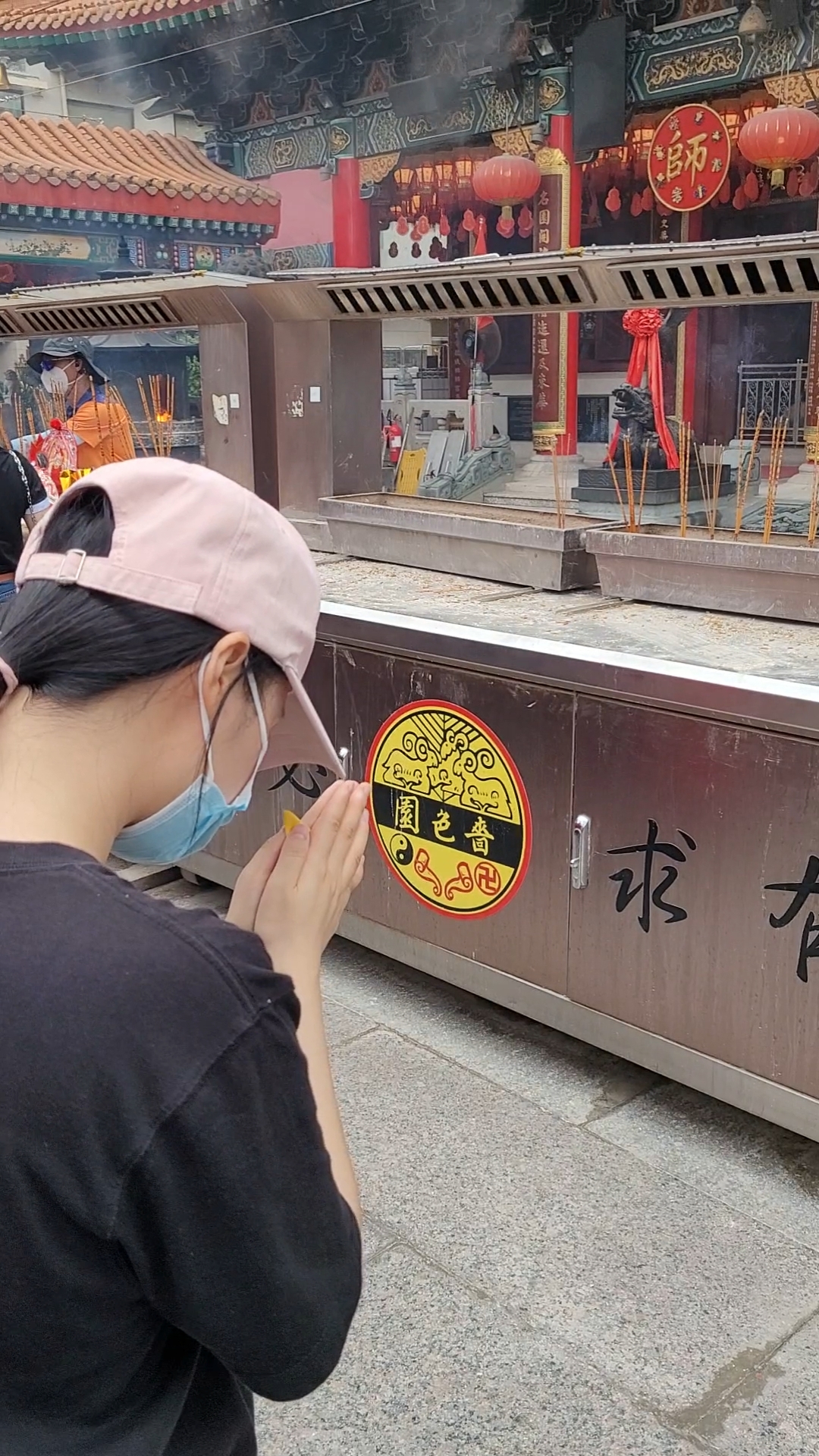 王中王、肖中特和黃大仙，探尋神秘文化符號(hào)背后的故事與啟示，王中王、肖中特與黃大仙，神秘文化符號(hào)背后的故事啟示