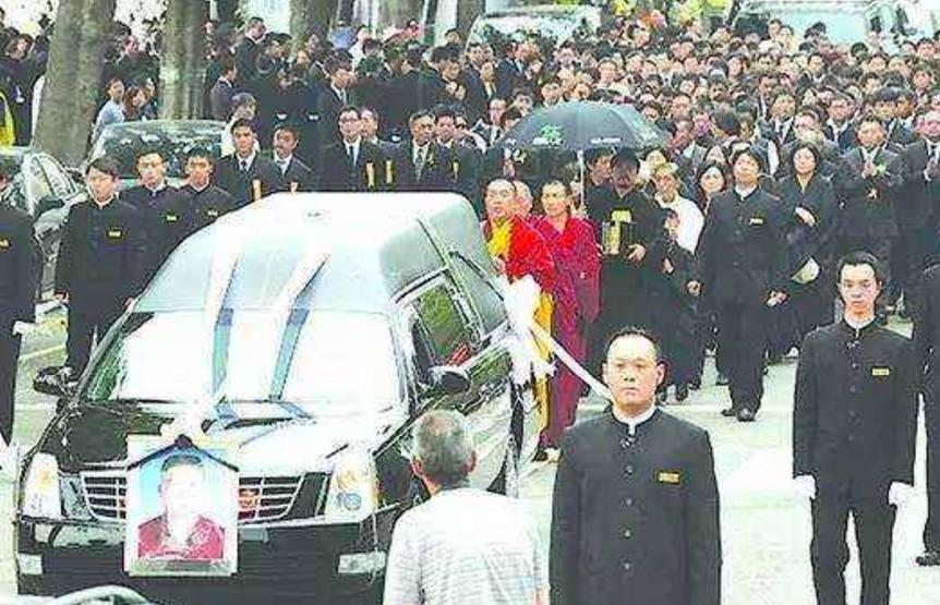 今期澳門六開彩開獎結(jié)果及彩票背后的故事，澳門六開彩開獎結(jié)果與彩票背后的故事揭秘