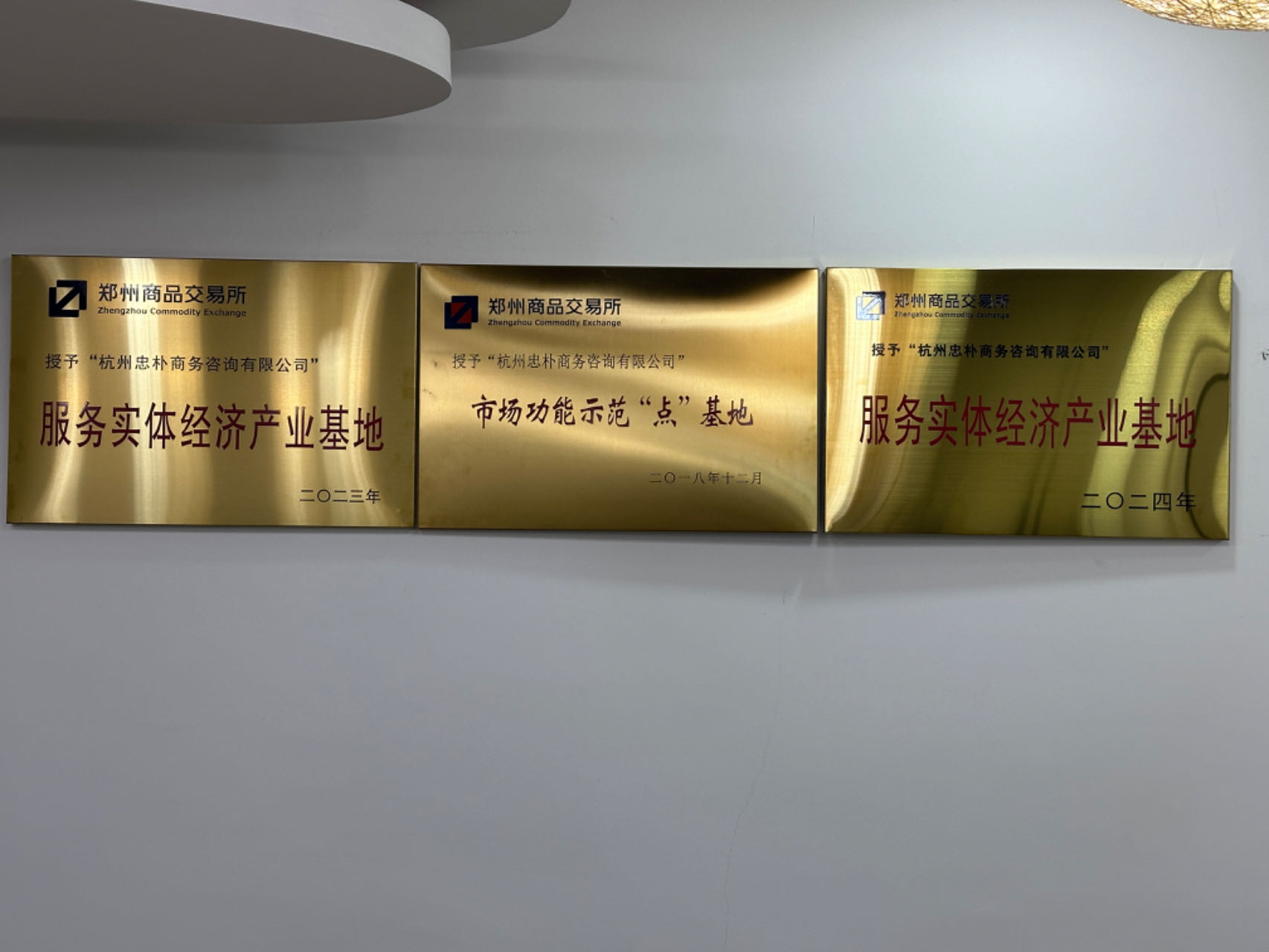 揭秘香港一肖中100%期期準(zhǔn)的奧秘——探尋準(zhǔn)確預(yù)測的秘密，揭秘香港期期準(zhǔn)的生肖預(yù)測奧秘，探尋百分之百準(zhǔn)確預(yù)測的秘密