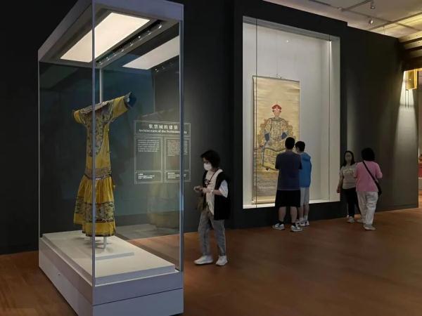香港三期必開(kāi)一期免費(fèi)百，深度解析與探索，香港三期必開(kāi)一期免費(fèi)百，深度解析與獨(dú)家探索