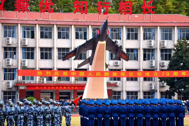 國防科技大學(xué)畢業(yè)去向，多元化發(fā)展的精英人才歸宿，國防科技大學(xué)畢業(yè)生的發(fā)展歸宿，多元化精英人才的璀璨舞臺